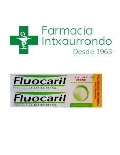Fluocaril pasta de dientes